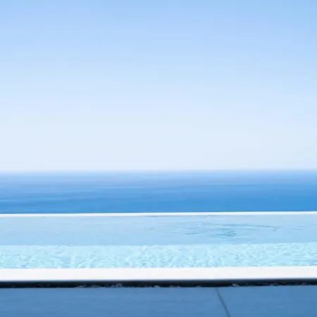 Nimbus Villa Kalamitsi (Lefkada)