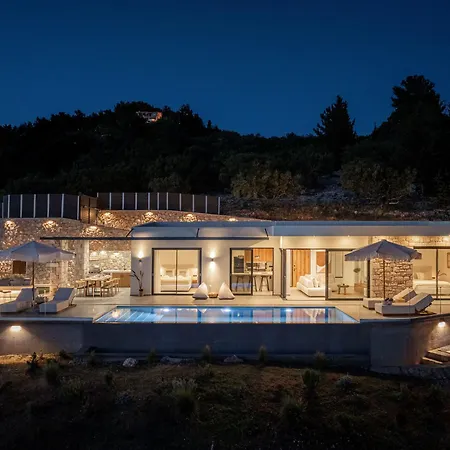 Nimbus Villa Kalamíci