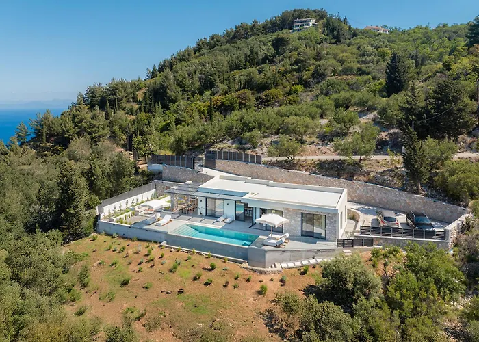 Villa Nimbus Kalamítsi